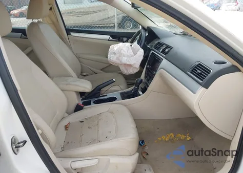 2013 Volkswagen Passat 2.0L Tdi Se z USA, uszkodzony, nr VIN 1VWBN7A35DC056416